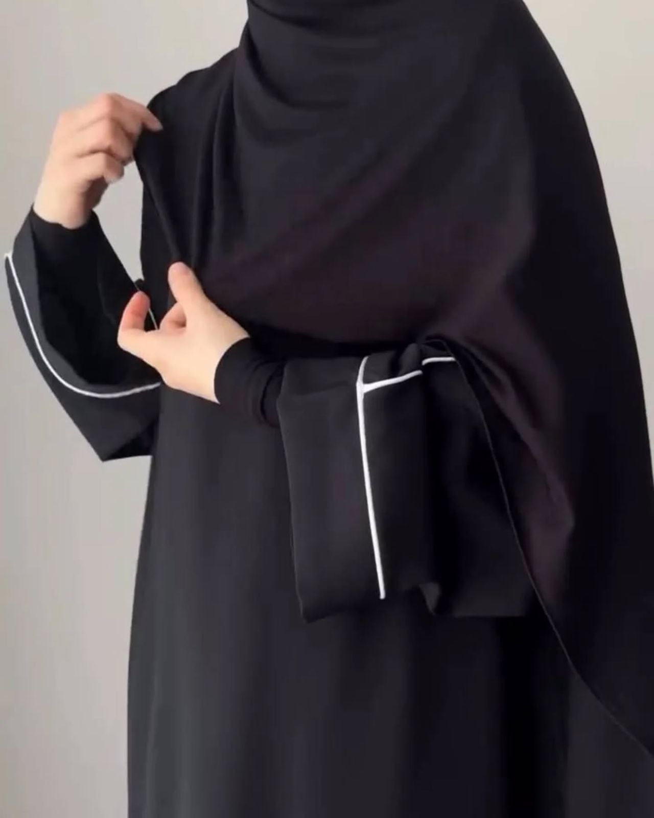 Modern Muse Abaya With Stoller design by Wearkurtis.
