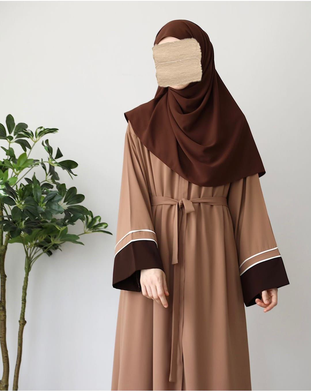 Crown Unique Abaya design by Wearkurtis.