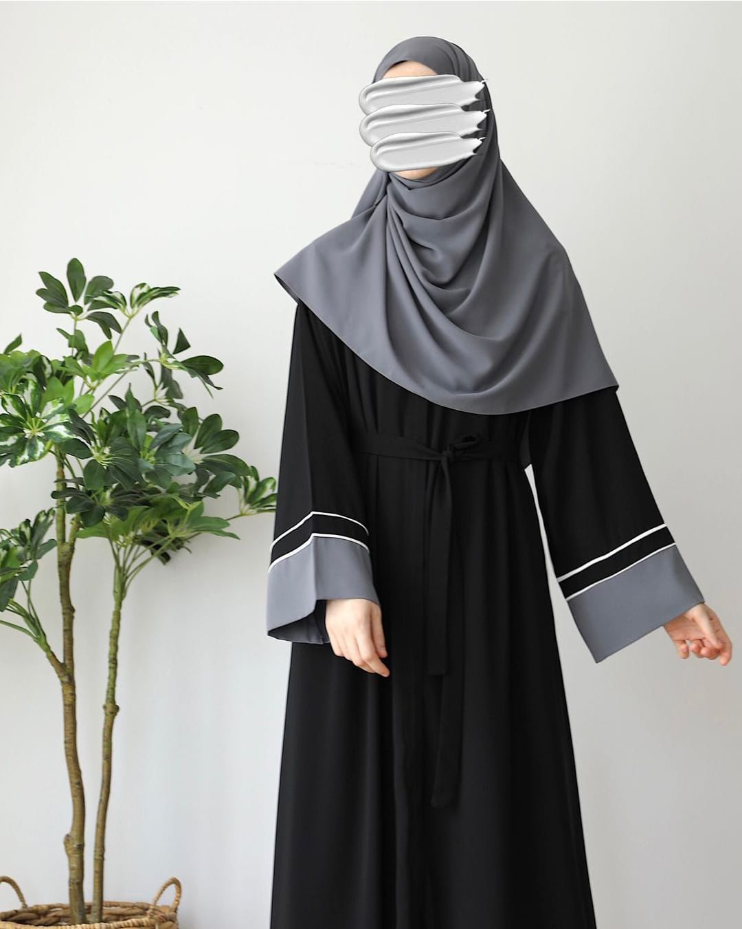 Decent Unique Abaya design by Wearkurtis.