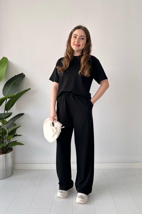 Summer Set Plain Tee With Trouser