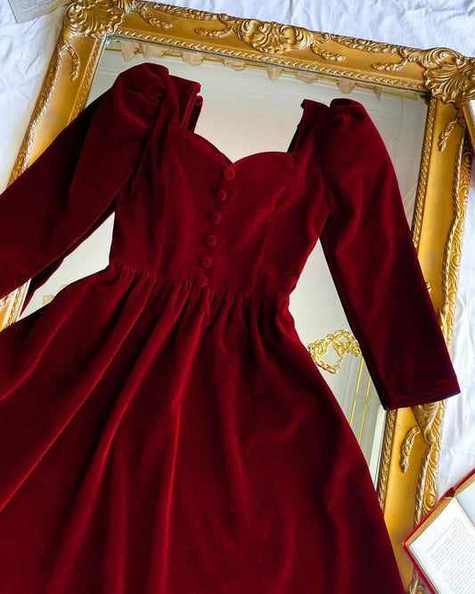 Winter Velvet Dress for Women – Warm & Stylish Formal Outfit