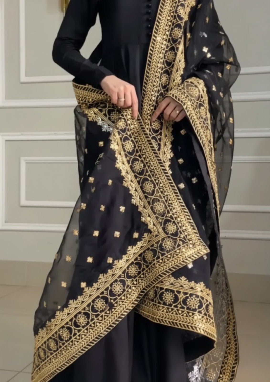 Mehr-e-Noor 3 Piece Suit by WearKurtis