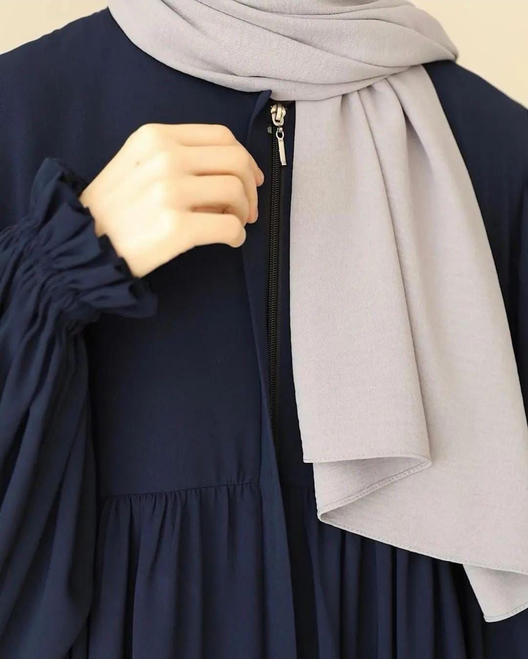 Arabic Navy Blue Luxe Abaya with Stoller