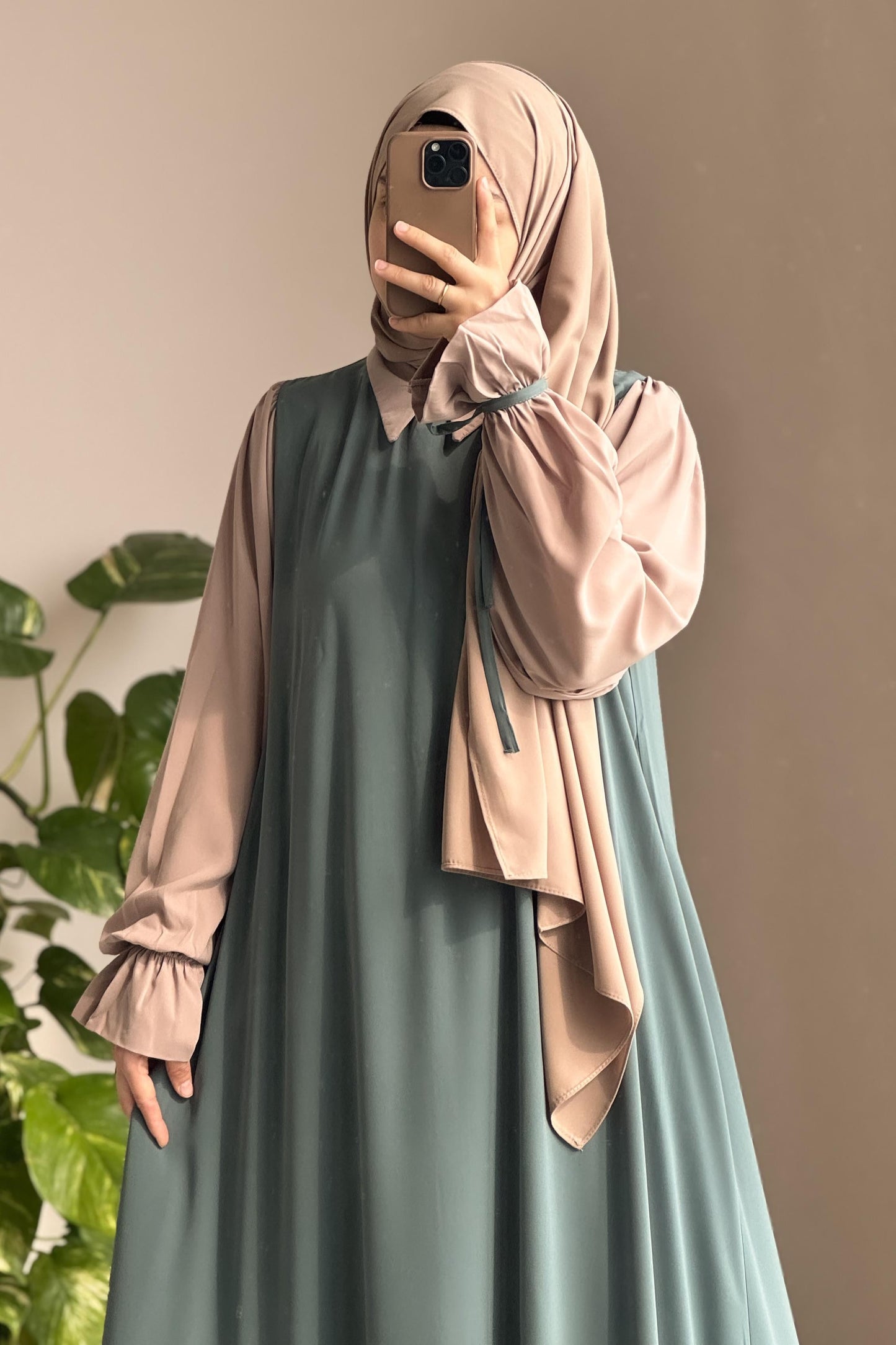 Aurelia Modest Abaya With Stoller